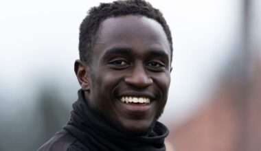 Bwomono joins on short-term deal