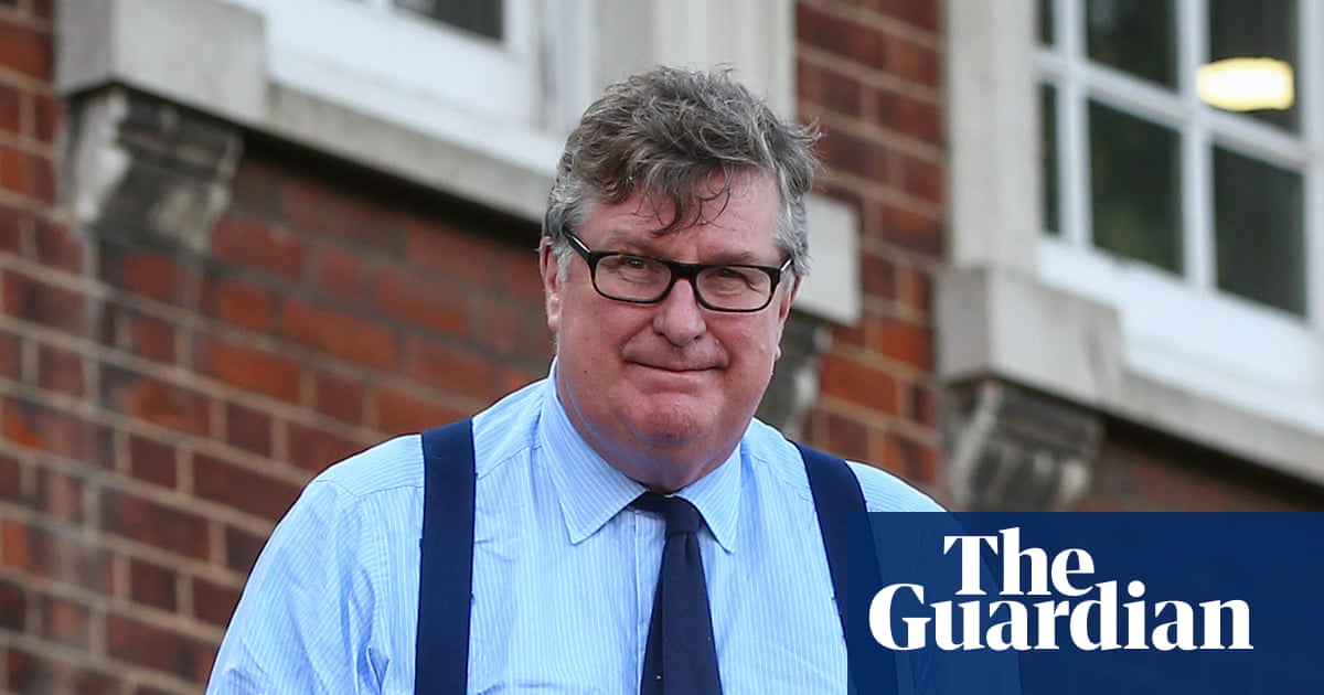 Financier Crispin Odey takes FCA to court over exclusion from City | Financial Conduct Authority