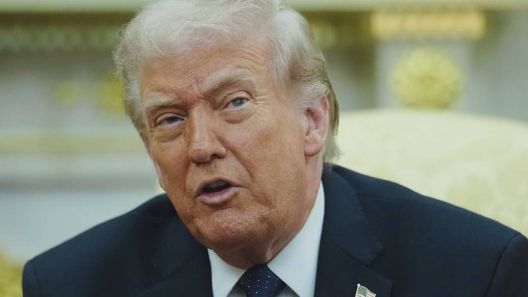 Click to play video: 'Trump, Rubio give conflicting reasons for U.S. strikes on Iran'