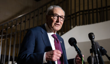 Democrats say they won't relent on DHS funding demands because of Iran war