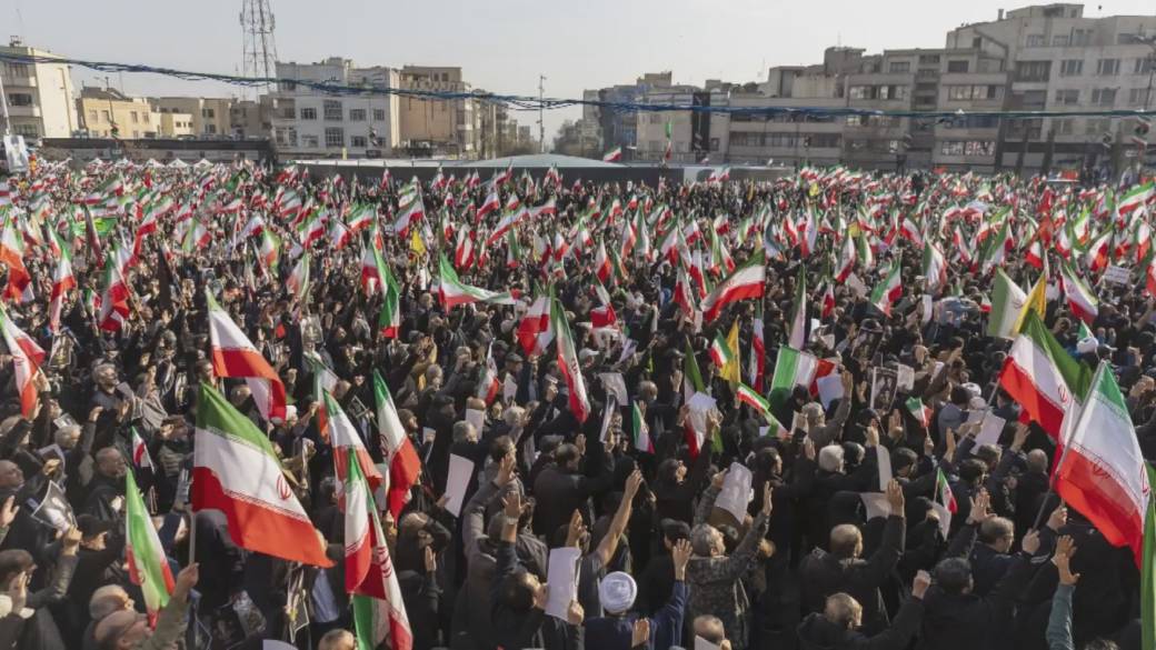 Click to play video: 'Iranians in Canada reflect on war'