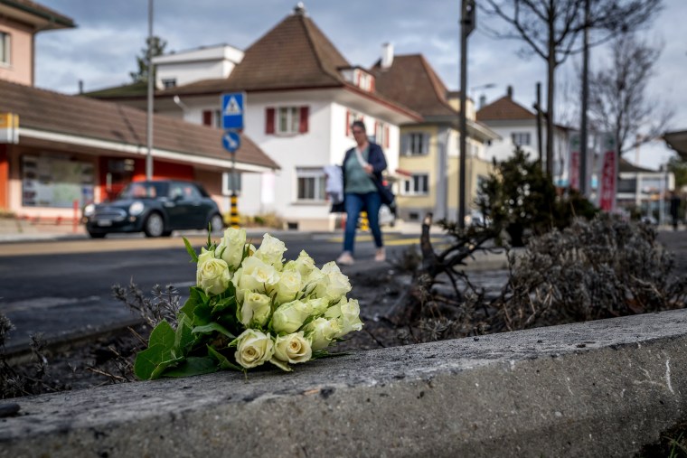 Image: SWITZERLAND-TRANSPORT-ACCIDENT-FIRE