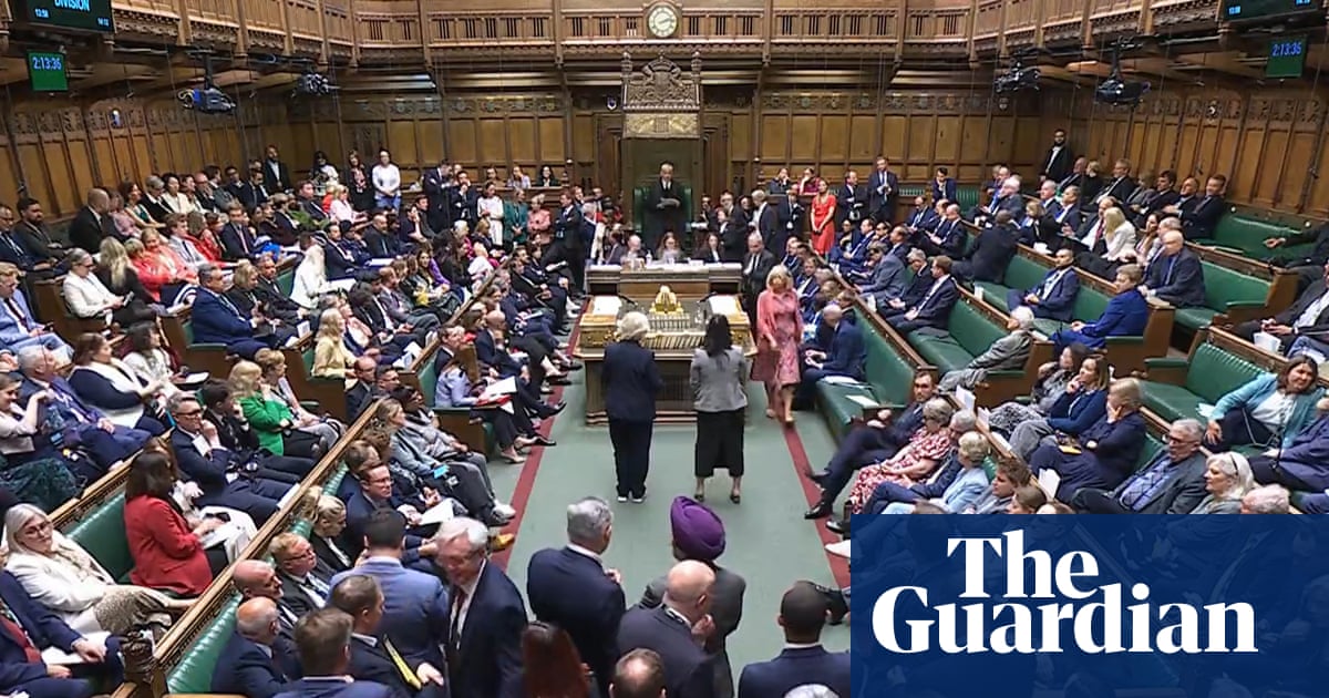 MPs’ basic salary to rise to £110,000 by end of parliament, watchdog says | House of Commons