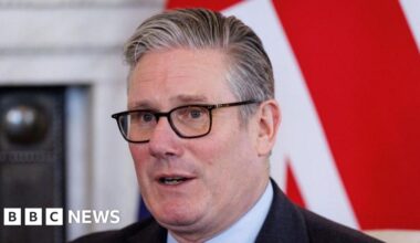 Starmer and Trump discuss need to reopen Hormuz Strait - BBC