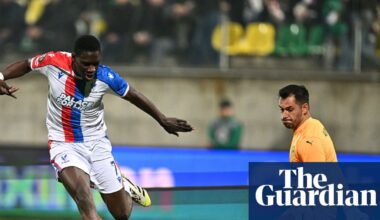 Sarr double helps Crystal Palace edge to extra-time win against nine-man Larnaca | Conference League