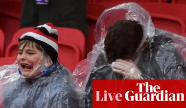 Manchester United v Aston Villa: Premier League – live | Premier League