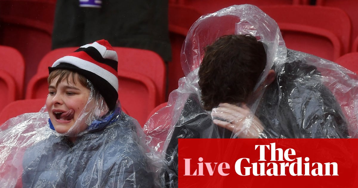 Manchester United v Aston Villa: Premier League – live | Premier League