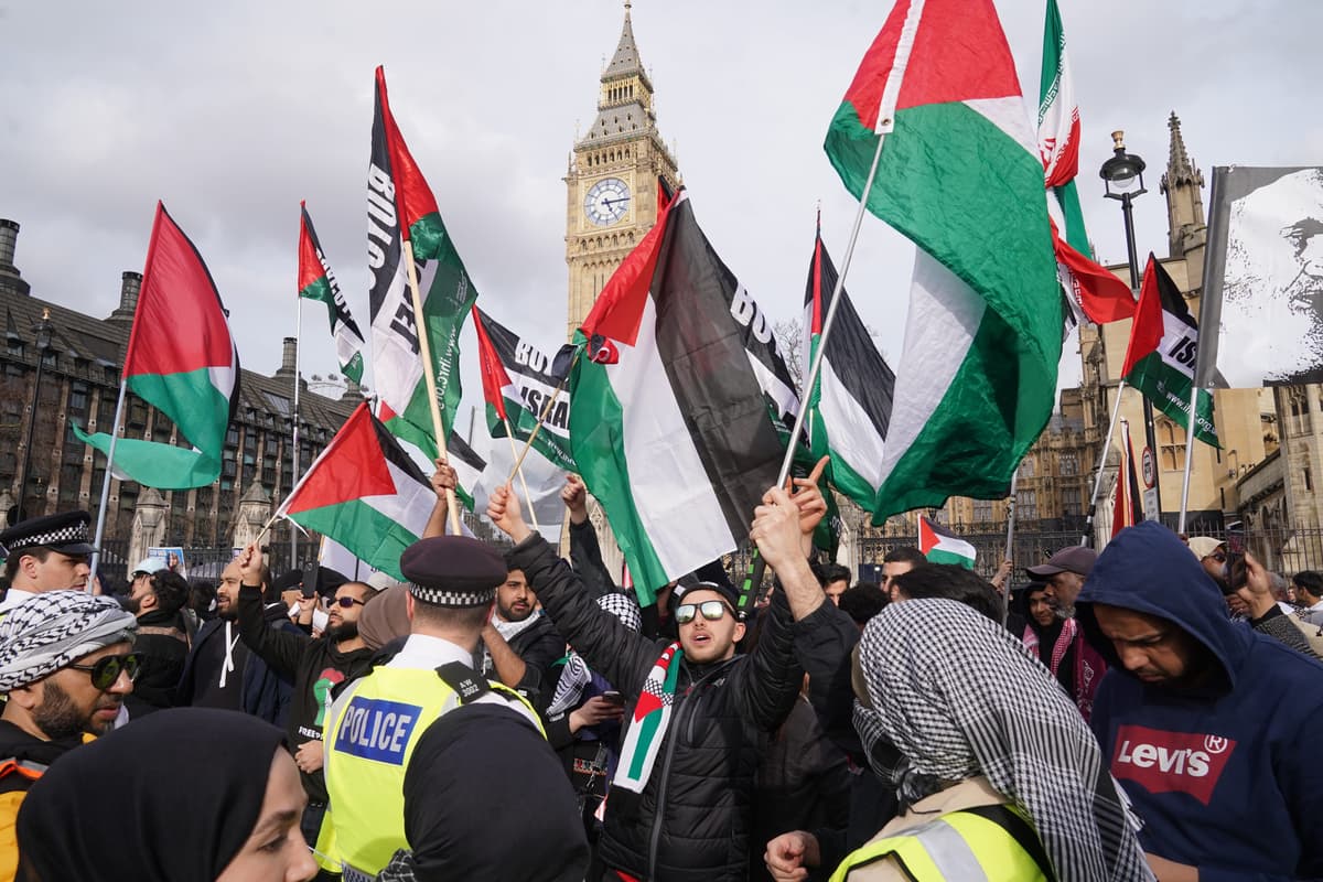 London protests LIVE: Police brace as thousands to gather for pro-Iran Al Quds demonstration - London Evening Standard
