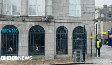 Brewdog closes all bars for a day as it looks to complete sale - BBC