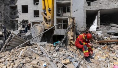 Live updates: Iran war news; US removes sanctions on 140 million barrels of Iranian oil