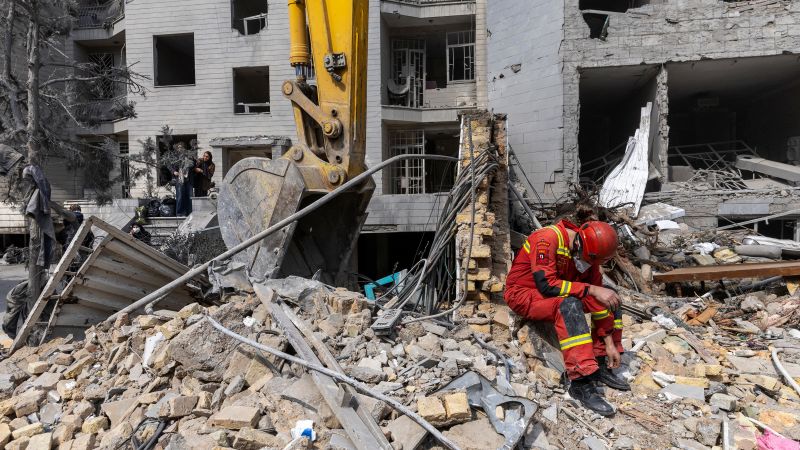 Live updates: Iran war news; US removes sanctions on 140 million barrels of Iranian oil