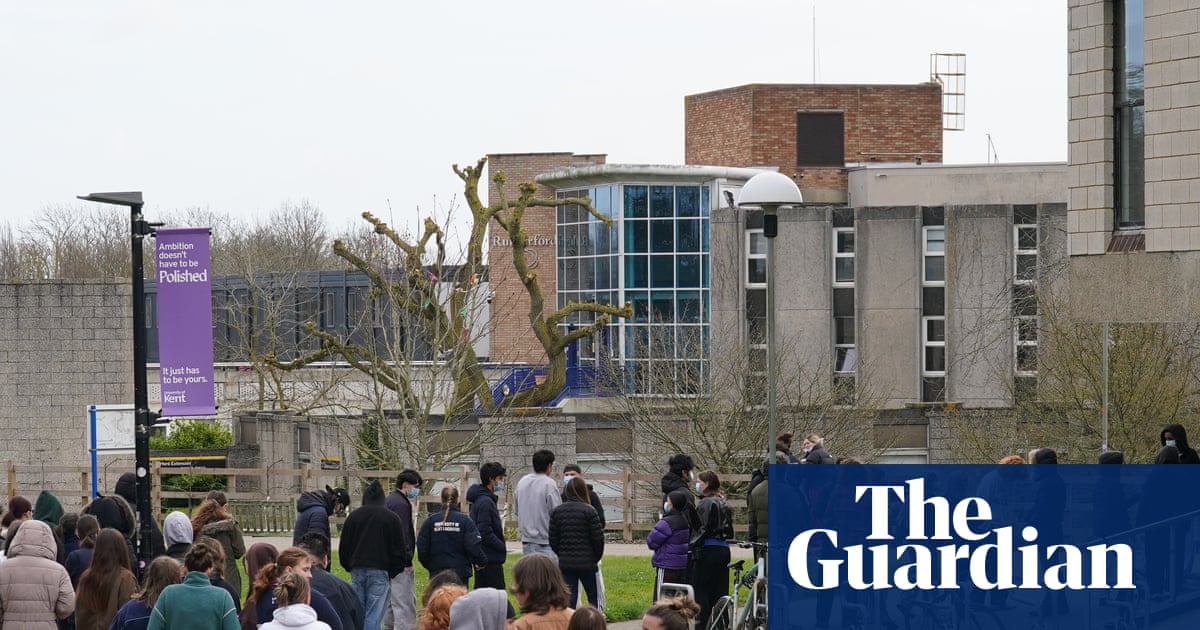 NHS trust took two days to raise alarm about Kent meningitis outbreak, says report | Meningitis