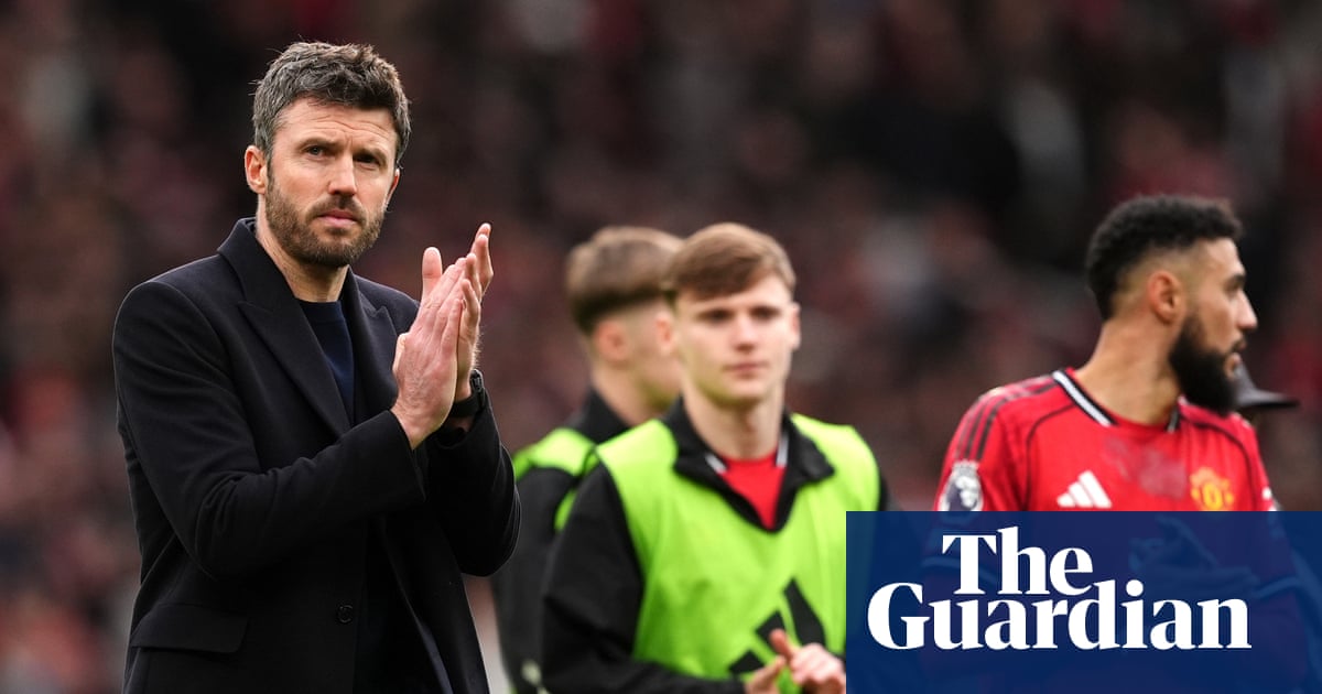 Michael Carrick refuses to rule out Manchester United title tilt despite 13-point gap | Manchester United