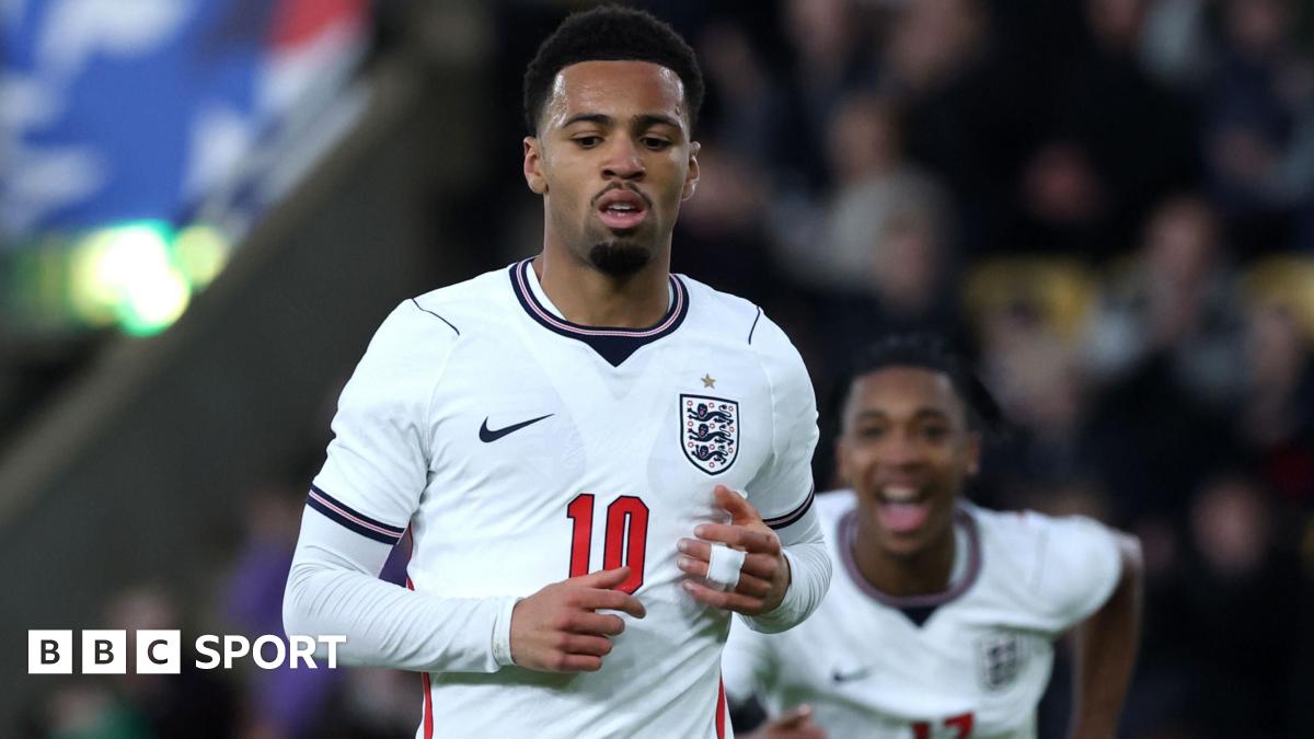 England Under-21 4-1 Moldova Under21: Ethan Nwaneri double and Archie Gray goal in Euros qualifier