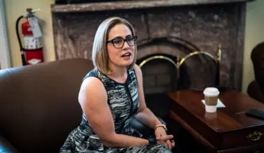 Sinema acknowledges affair with Senate bodyguard while in office - The Washington Post
