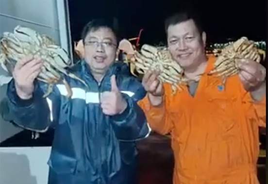 Sailors visiting Vancouver brag of catching hundreds of crabs, investigation underway