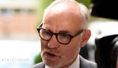 Former MP Crispin Blunt, wearing glasses and talking in a close-up image