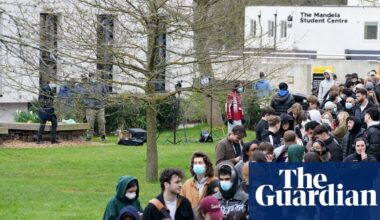 Desperate parents calling pharmacies for meningitis jab as stocks run low | Meningitis