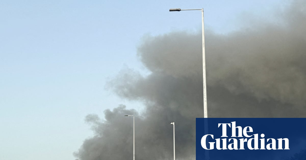 Foreign Office starts planning evacuation of thousands of Britons in Middle East | US-Israel war on Iran