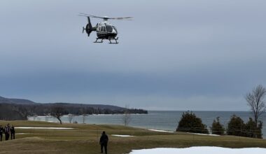 23 people rescued from ice by helicopter north of Owen Sound - CTV News