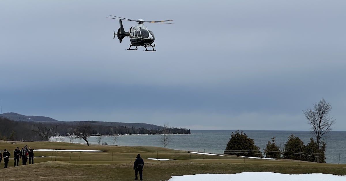 23 people rescued from ice by helicopter north of Owen Sound - CTV News