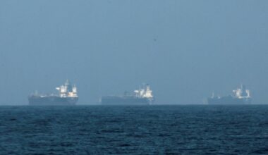 Trump says U.S. will escort and insure oil tankers amid the Iran war