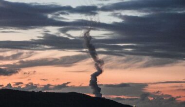 US to deploy 3,000 paratroopers to Middle East within hours - World News - News