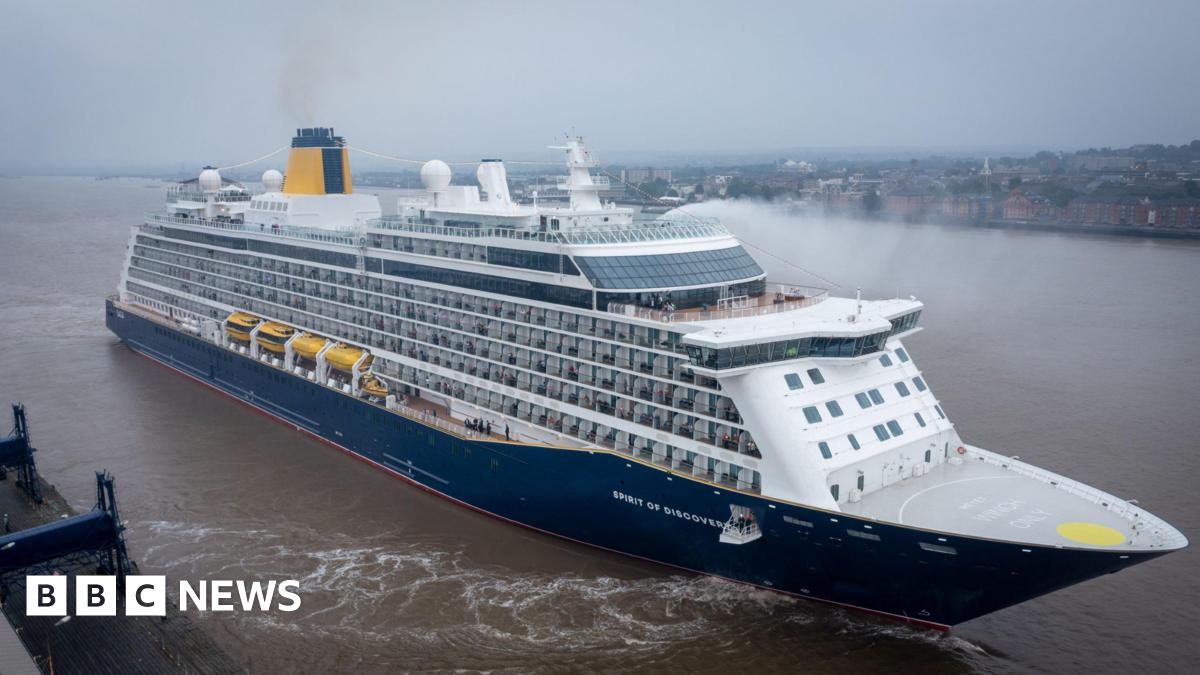 A view from a high vantage point, looking down on Spirit of Discovery as the ship leaves Tilbury on a misty day