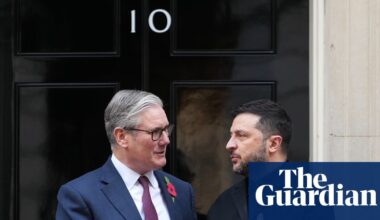 Iran war cannot be ’windfall’ for Putin, says Starmer, as Zelenskyy arrives in UK | Foreign policy