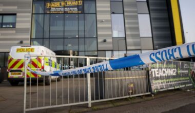 Nottingham stabbing: Boy, 15, stabbed as police swarm NUAST school | UK | News