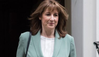 Politics LIVE: Rachel Reeves to make major announcement in Commons - Daily Express