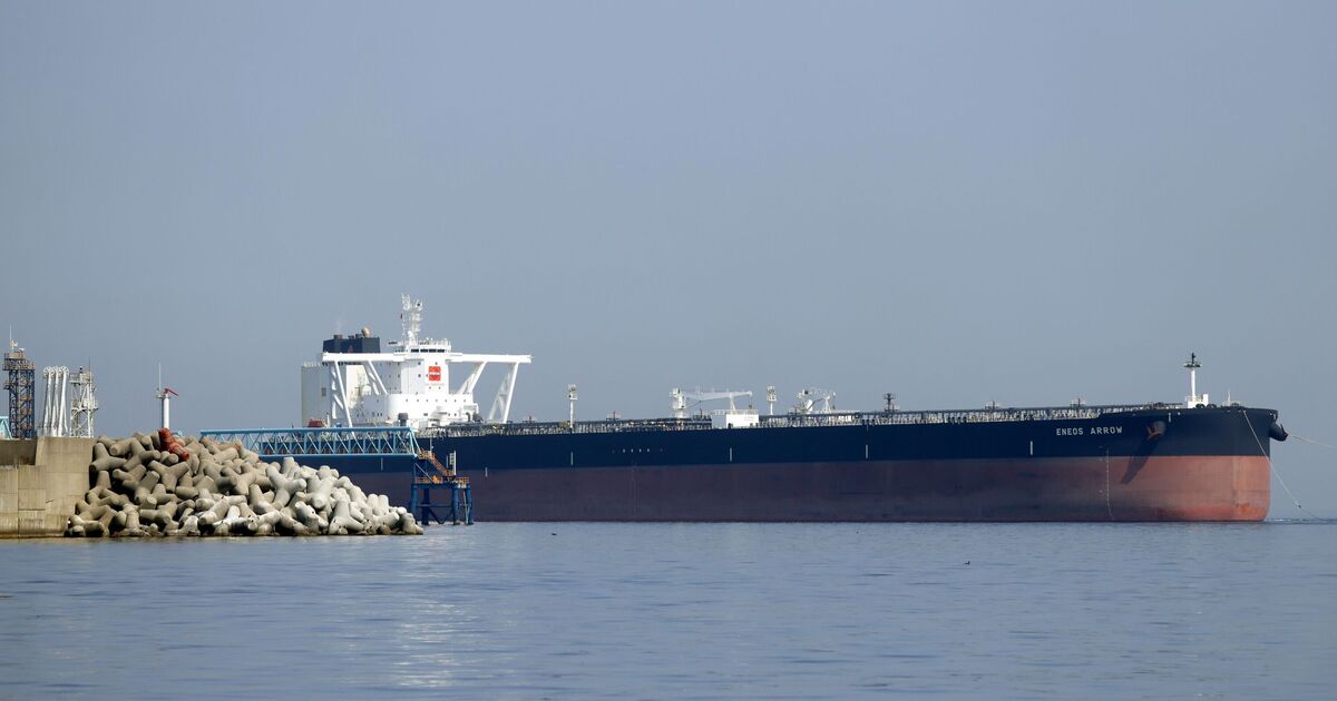 Oil tanker 'on fire' after projectile strike near Dubai | World | News