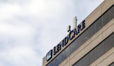 Major Ontario lender Goeasy announces financial hit as borrowers miss payments, bad loans mount - Toronto Star