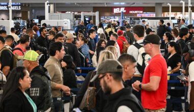 A TSA Agent Shortage Is Causing Long Waits at Airport Security