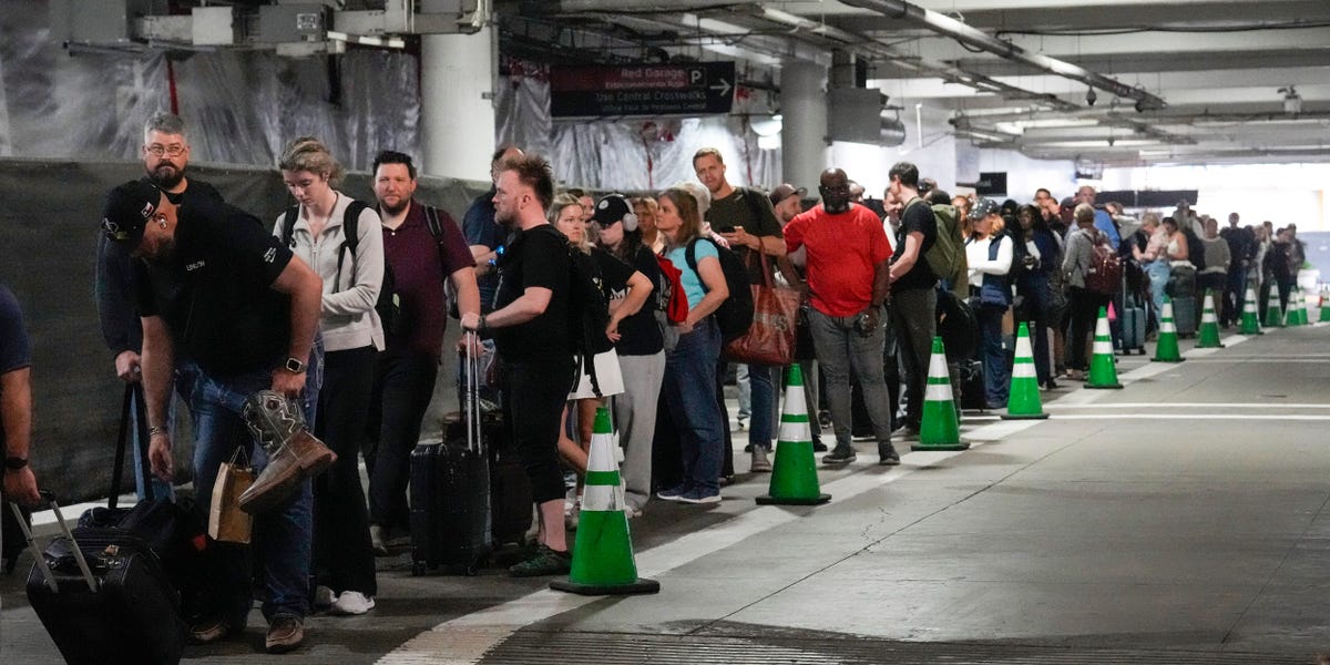 TSA Airport Chaos Amid Partial Government Shutdown: Photos, Wait Times