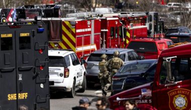 Cover | Temple Israel Attack Shakes Metro Detroit Jewish Community | Community