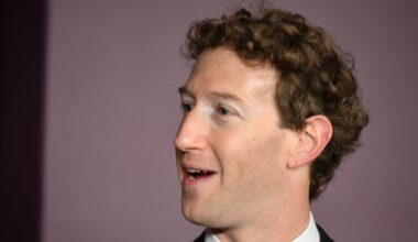 Some Meta Employees Told to Work Remotely for the Day As Layoffs Loom