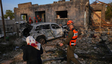 Trump threatens Iran following new wave of attacks on Gulf states and Israel