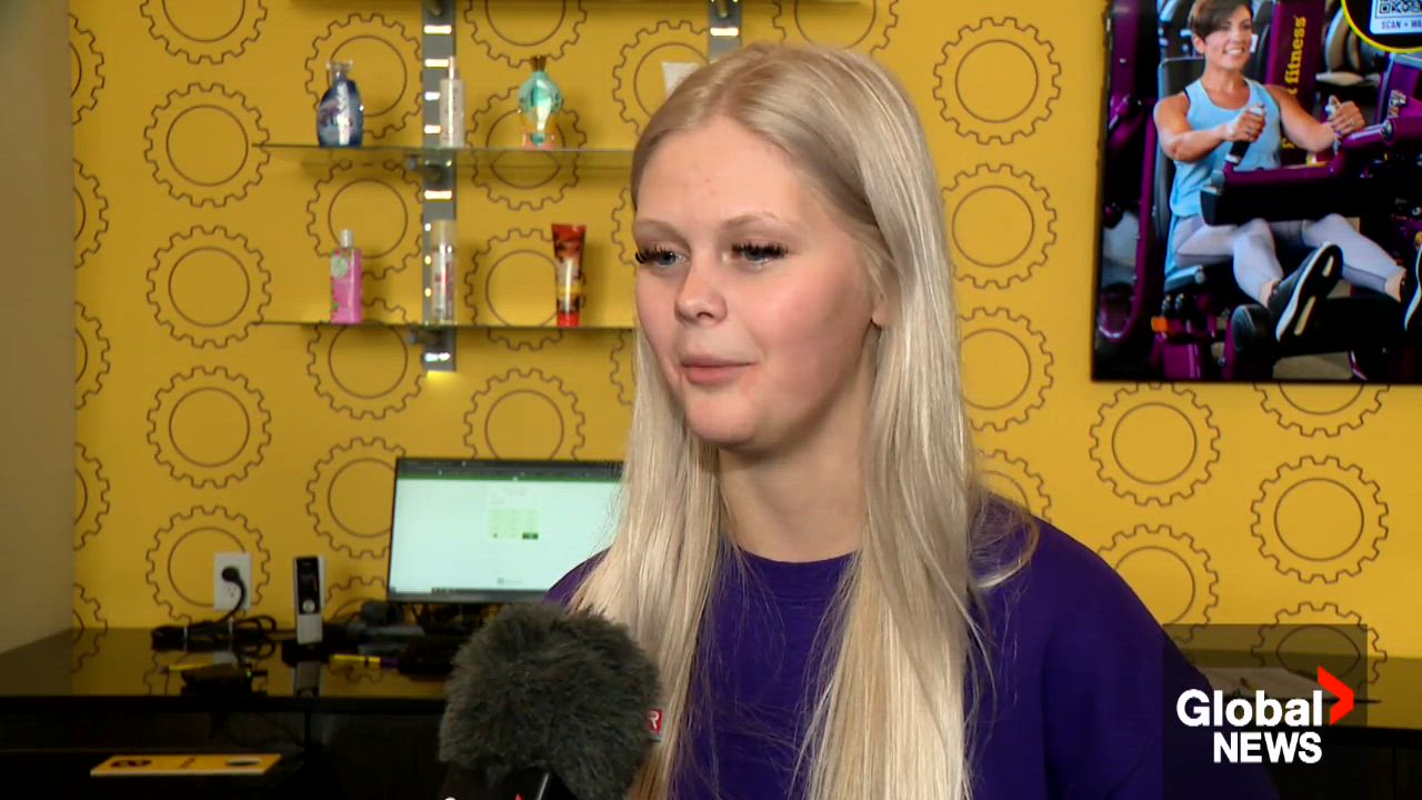 Click to play video: 'Fiery Saskatoon crash shuts down major roadway in city’s north end'