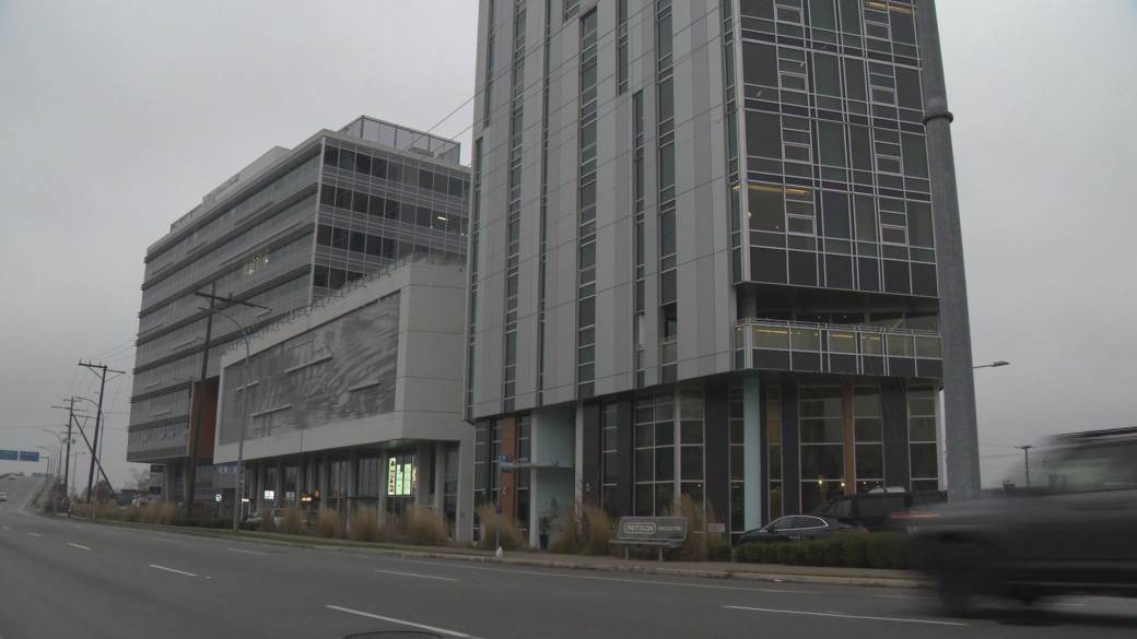 Click to play video: 'Ontario company cites Cowichan ruling for pulling out of hotel sale'