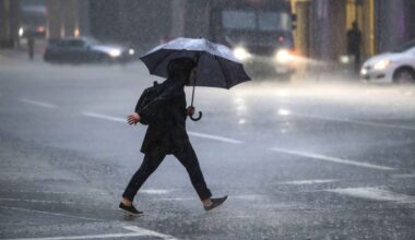 Officials warning of up to 24 hours of freezing rain in Ottawa