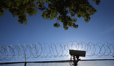 ICE selects untested firms to oversee new warehouse detention centers - The Washington Post