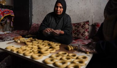 Baking in rubble: Gaza woman keeps Eid traditions alive despite shortages | Israel-Palestine conflict News