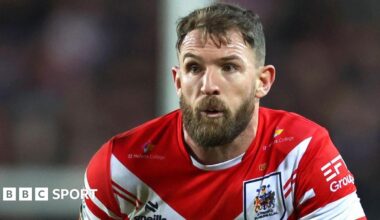 Daryl Clark in action for St Helens