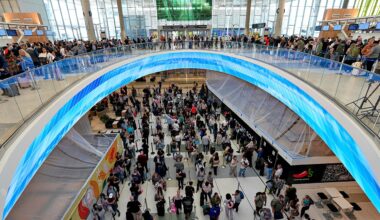 TSA agents to get emergency pay as DHS shutdown drags on