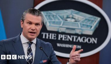 Pentagon restrictions on press violate First Amendment, judge rules - BBC