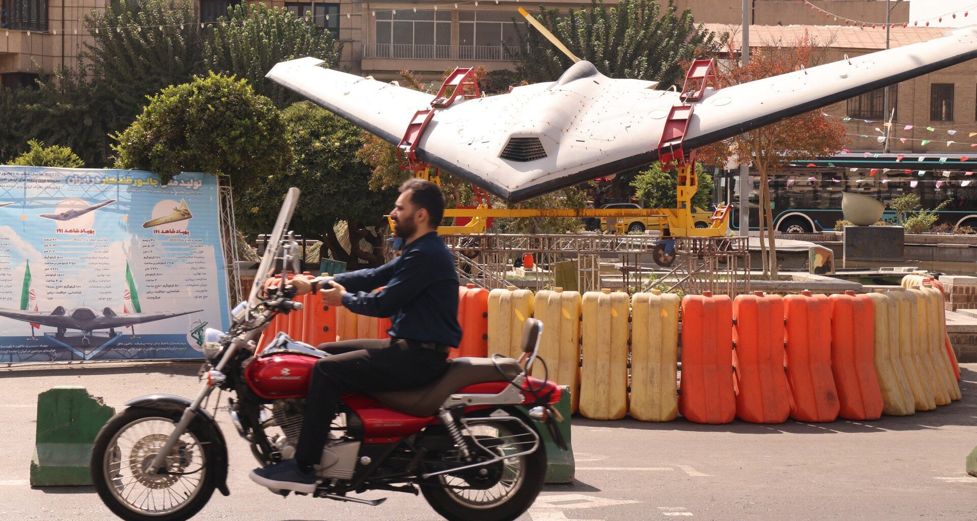 Zelenskyy offers Saudi Arabia’s MBS help countering Iranian drones | Russia-Ukraine war News