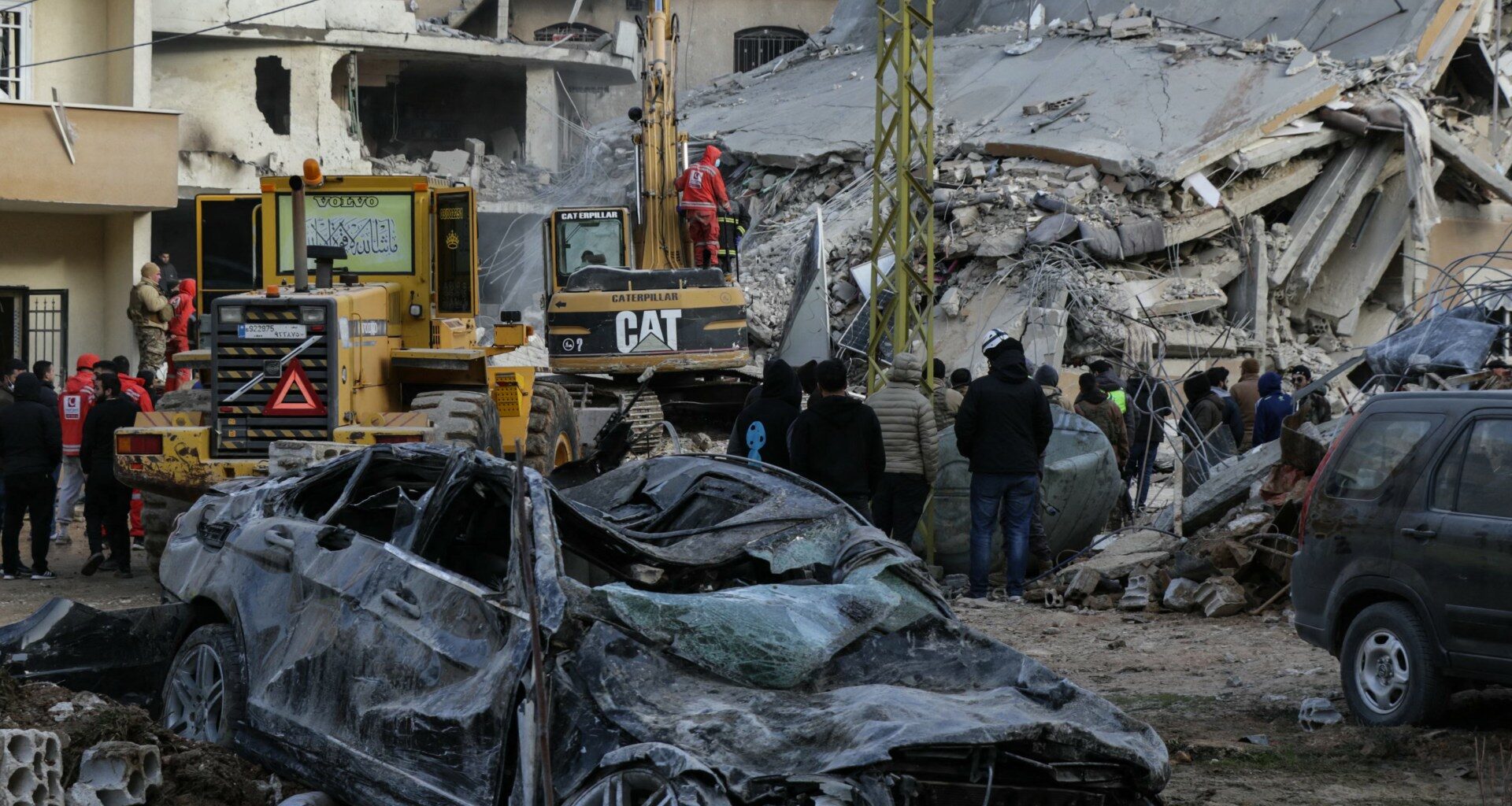 Israel kills more than 100 Lebanese as it commands Beirut residents to flee | Israel attacks Lebanon News