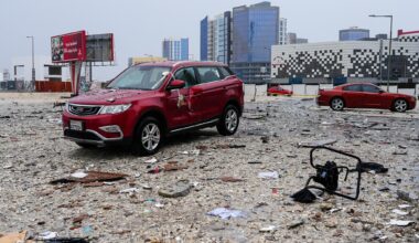 Iran keeps up attacks on Gulf states, says not a 'single liter of oil' will ship out