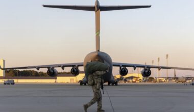 Leaders of Elite Paratrooper Unit Ordered to Middle East as Trump Weighs Iran Ground War